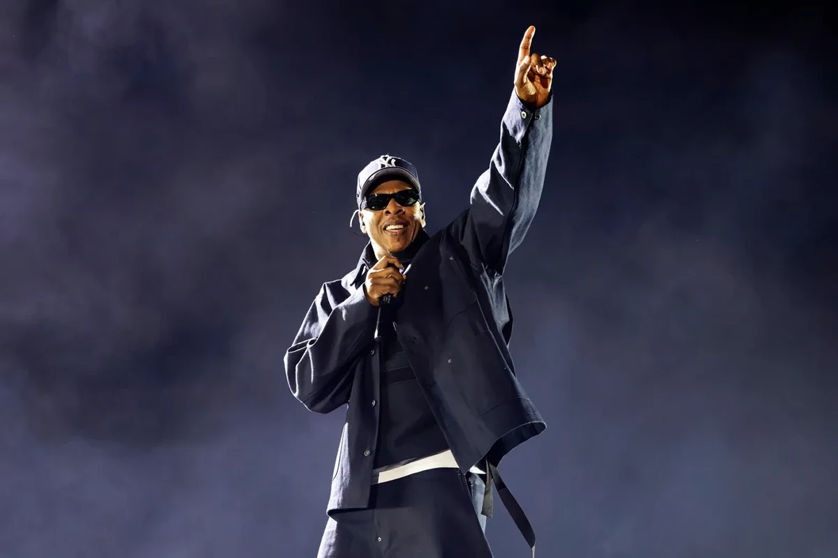Jay-Z Deserves the Super Bowl Halftime Gig