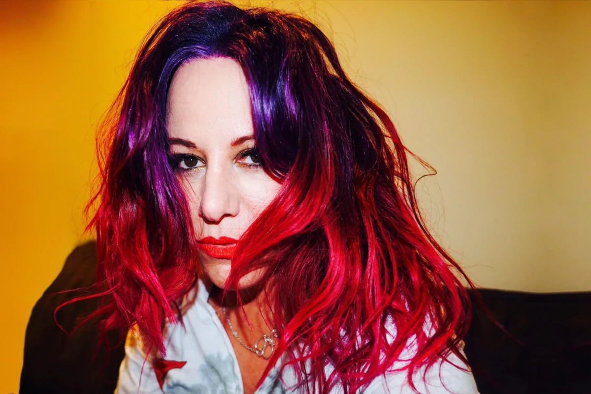 L7 Bassist Jennifer Finch Diagnosed With Brain Cancer, Launches GoFundMe