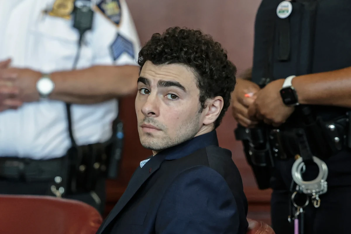 Luigi Mangione Suddenly Withdraws Psychiatric Defense in UnitedHealthcare CEO Murder Trial