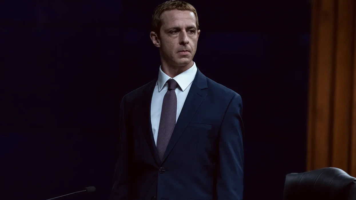 Jeremy Strong Nails Mark Zuckerberg’s Arrogance in ‘The Social Reckoning’ Trailer