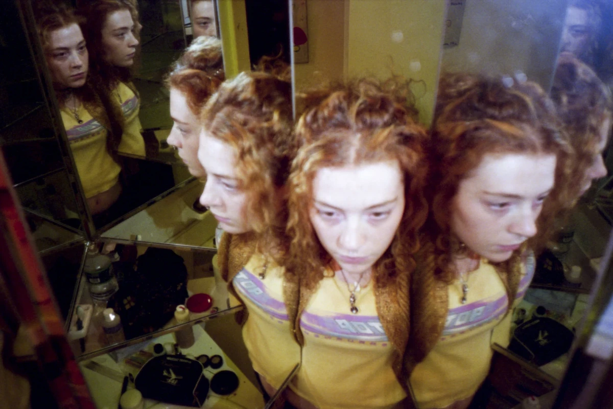 Melissa Auf der Maur Digs Into Her Archive for First New Music in Over 15 Years