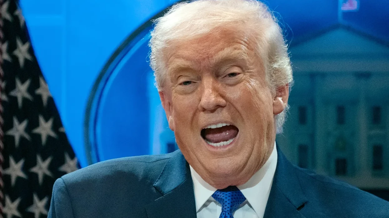 Trump Mocks Women’s Hockey Team While Congratulating Men on Gold