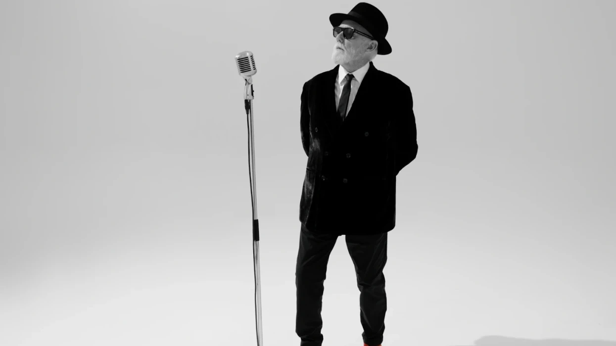 Queen’s Roger Taylor Debuts Romantic Single ‘I See You Now’