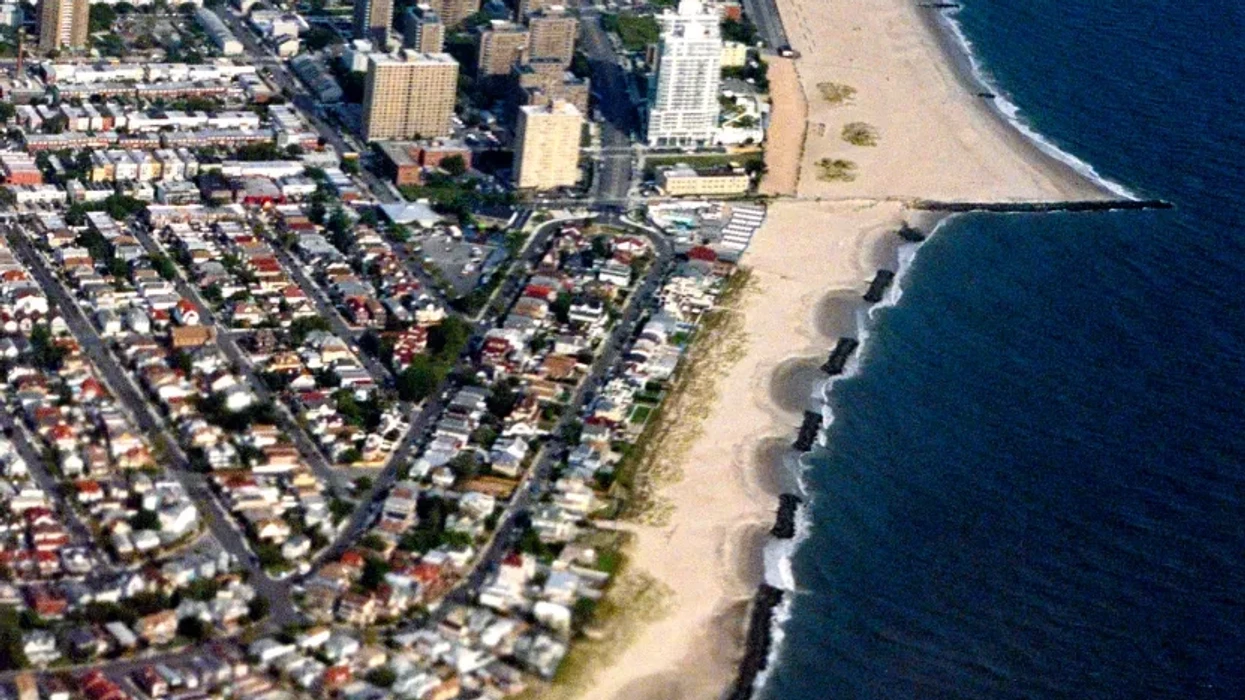 I Grew Up With Jeffrey Epstein. Our Neighborhood Held Dark Secrets