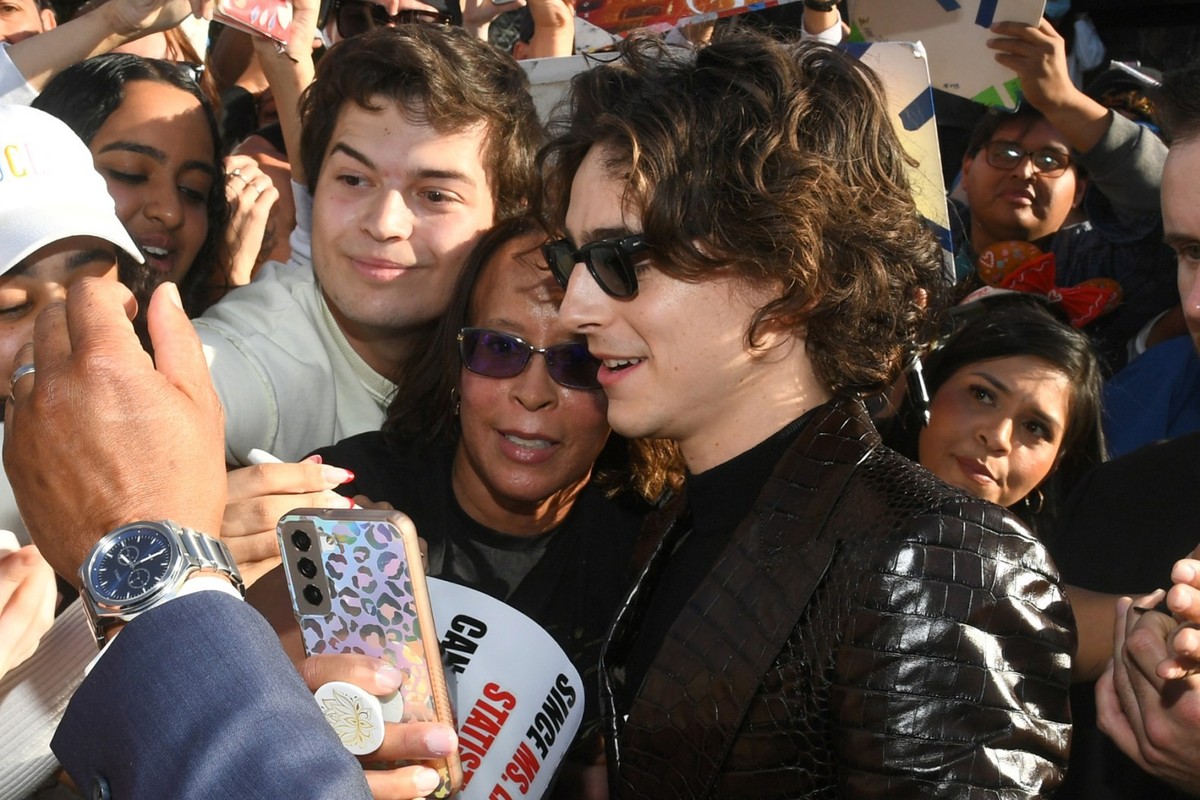Why Club Chalamet Is at the Center of Paris Fashion Week Drama