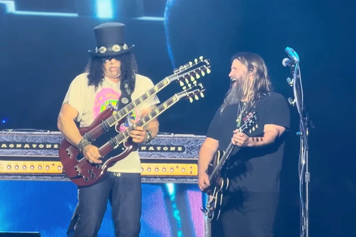 See Chris Stapleton Join Guns N’ Roses for ‘Knockin’ on Heaven’s Door’ in Toronto