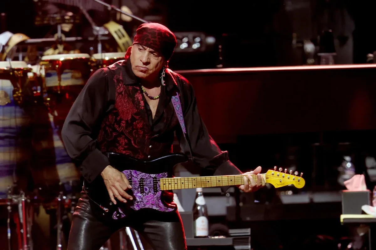 Little Steven Van Zandt’s $15 Million NYC Penthouse Looks Exactly How You’d Expect It Would