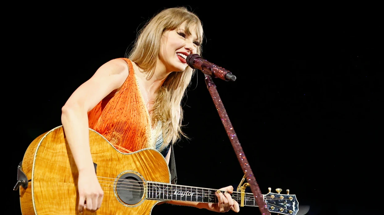 Taylor Swift Will Return to Country Roots on New Song ‘I Knew It, I Knew You’ for ‘Toy Story 5’