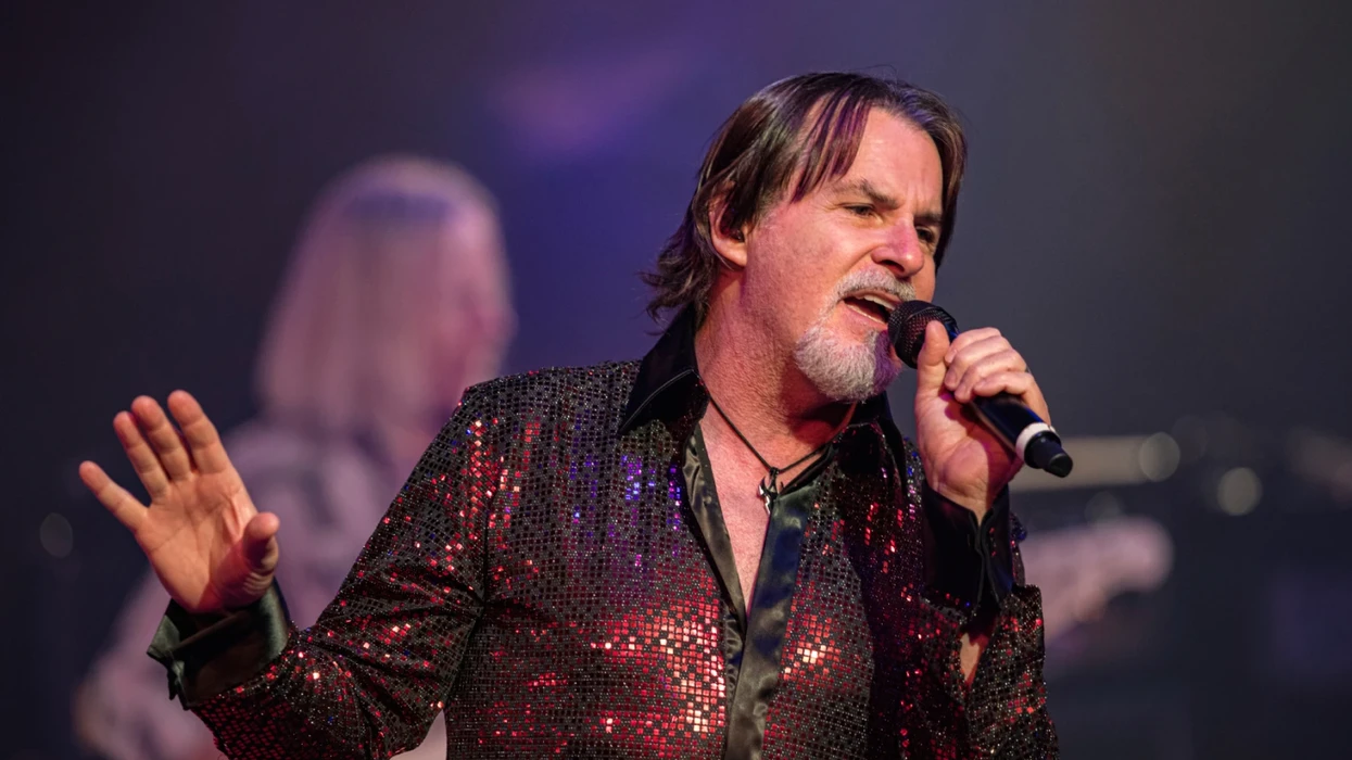 Tommy DeCarlo, Boston Fan Who Became Their Lead Singer, Dead at 60